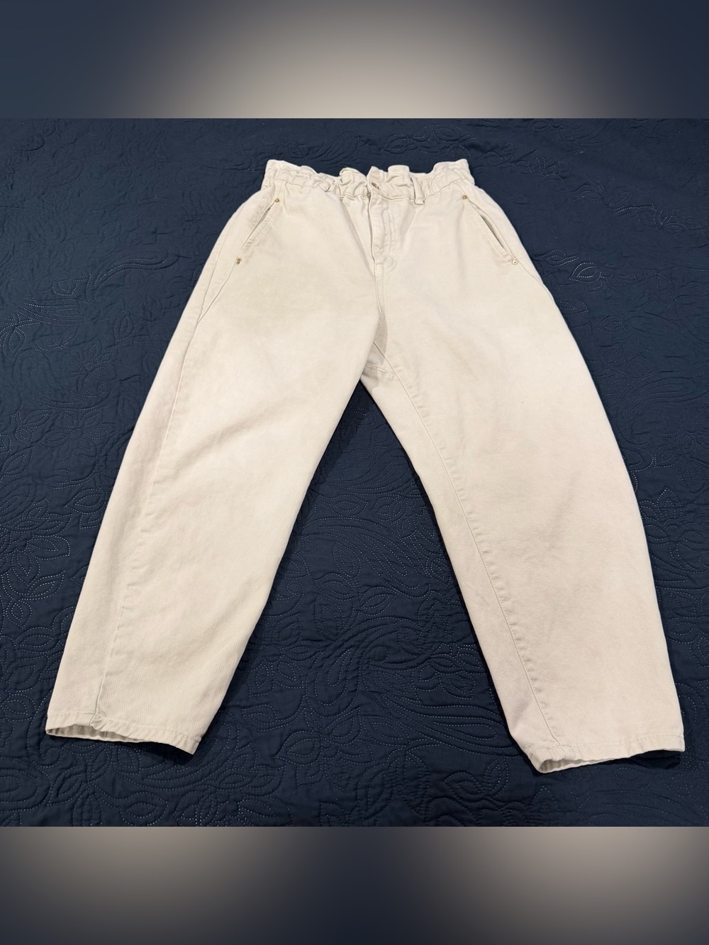 Zara Paper Bag Waist Barrel Jeans Womens Size 10 White Denim